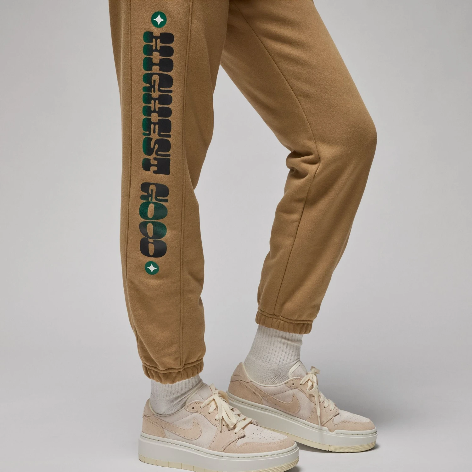 Air Jordan Womens Artist Series By Jordan Moss Sweatpants 5 Air Jordan Womens Artist Series By Jordan Moss Sweatpants - Image 3