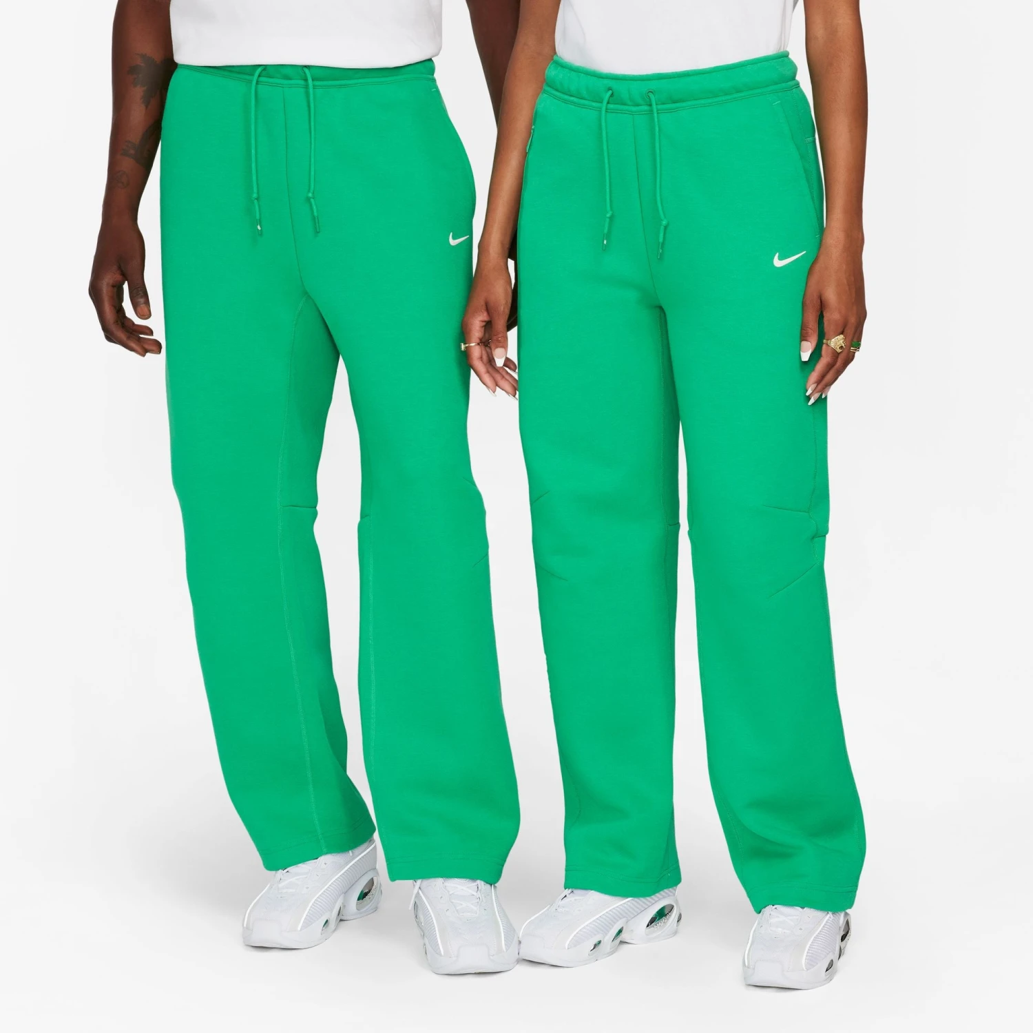 Nike NOCTA Mens Tech Fleece Open-Hem Pants 4 Nike NOCTA Mens Tech Fleece Open-Hem Pants - Image 2