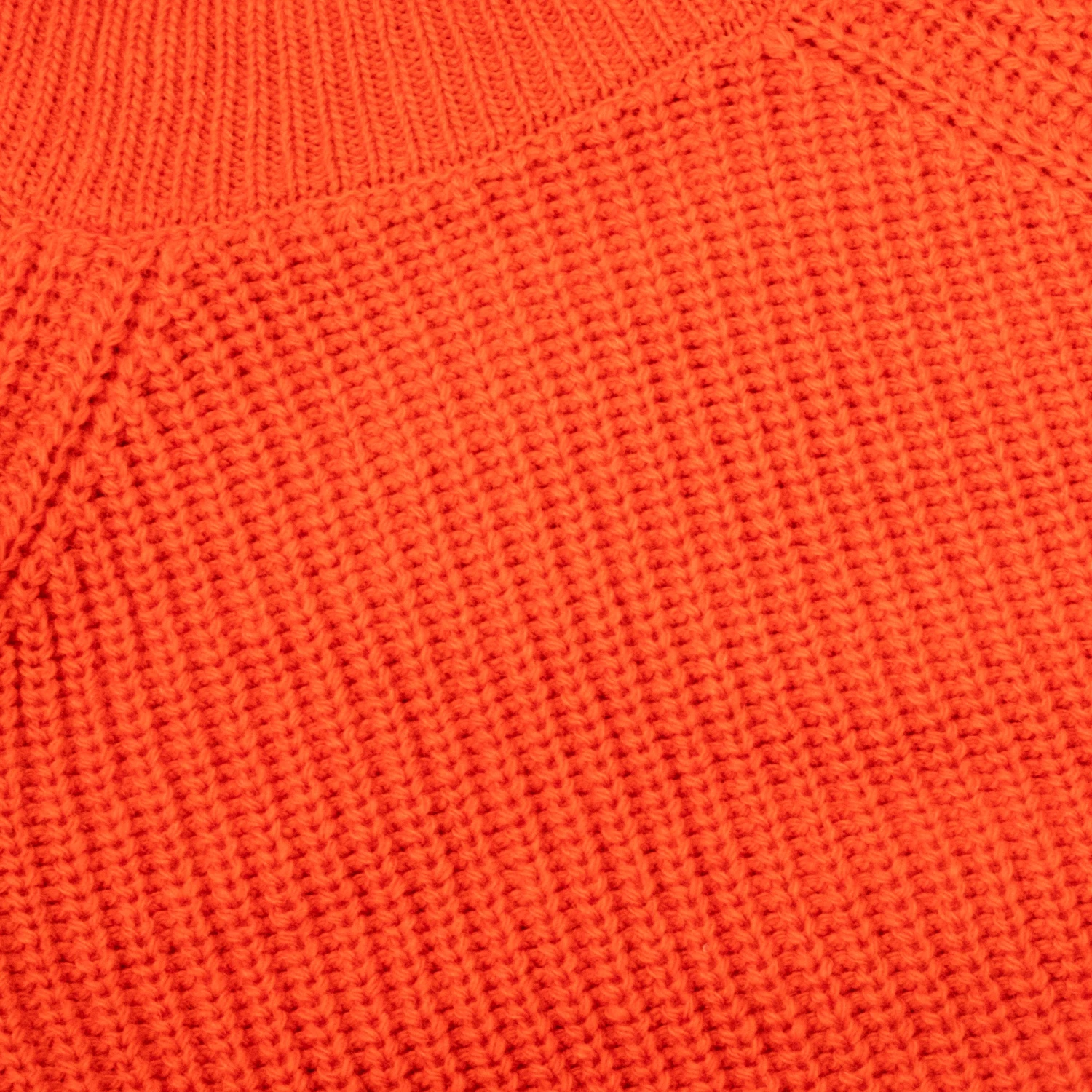 MOSCHINO MO5CH1NO JEANS Womens Cropped Turtleneck 5 MOSCHINO MO5CH1NO JEANS Womens Cropped Turtleneck - Image 3